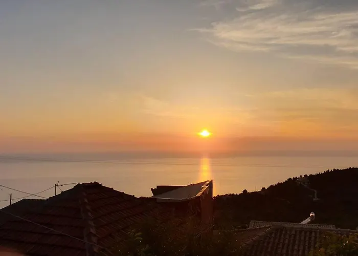 Pure Blue House Tatil Evi Athánion